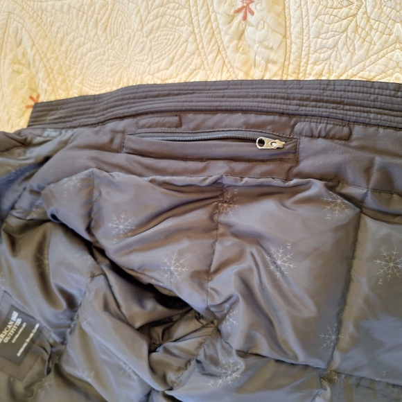 American Eagle Outfitters Women's Black Jacket - Picture 6 of 11